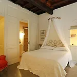 Piazzetta De' Monti Affittacamere 4*