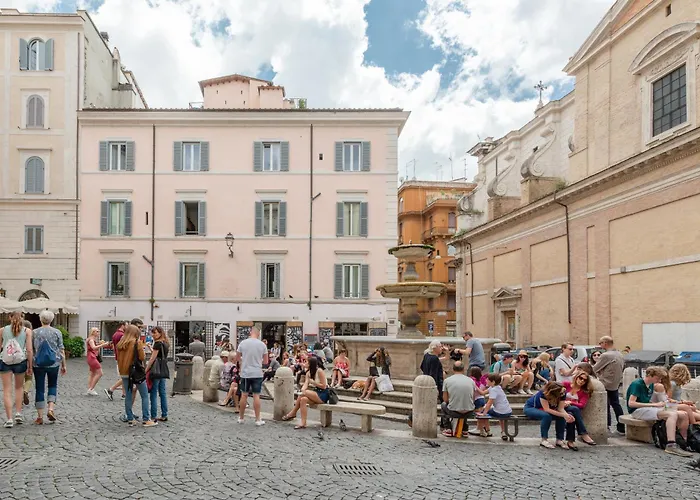 皮亚泽塔德蒙蒂套房旅馆 4*