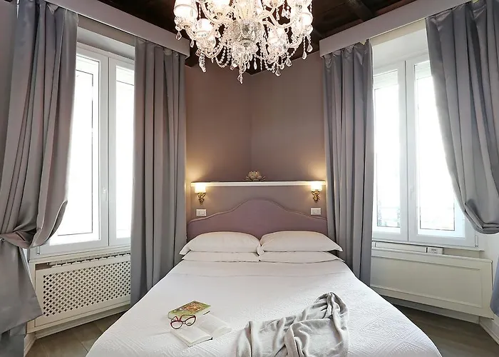 皮亚泽塔德蒙蒂套房旅馆